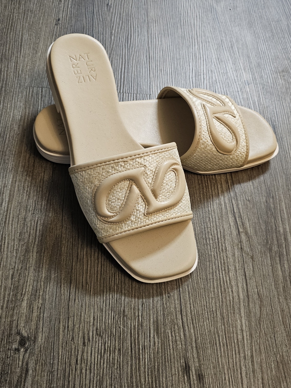 Naturalizer Cream Braided-Accent Slide Mules